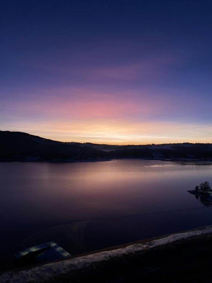 Mjos Tower Suite - Lovely Lake View Brumunddal Экстерьер фото
